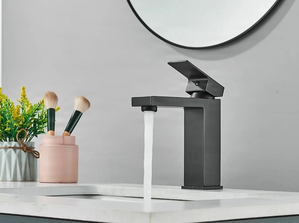 Álló mosdócsaptelep EYN BS1103 sárgaréz testtel, több színváltozatban — 16 cm — Króm