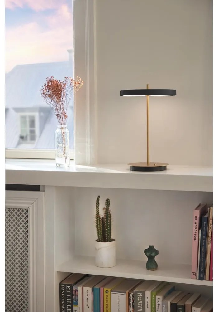 Fekete LED dimmelhető asztali lámpa fém búrával (magasság 31 cm) Asteria Move – UMAGE