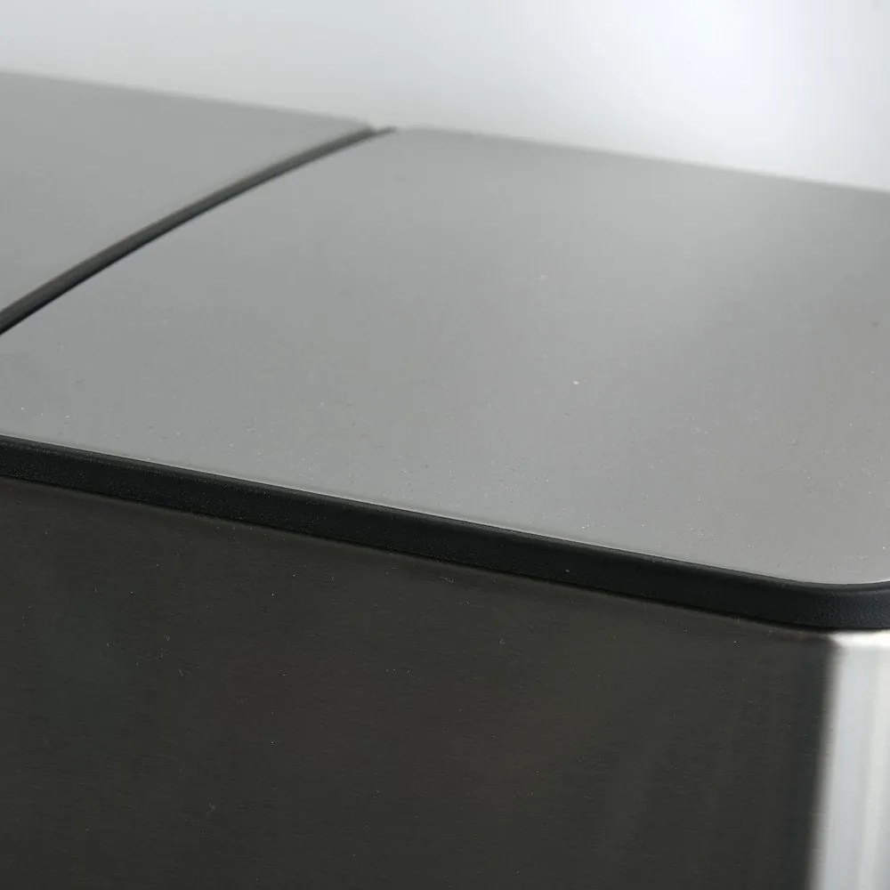 Matt ezüstszínű acél szelektív pedálos szemetes 2x20 l Aliya – Spirella