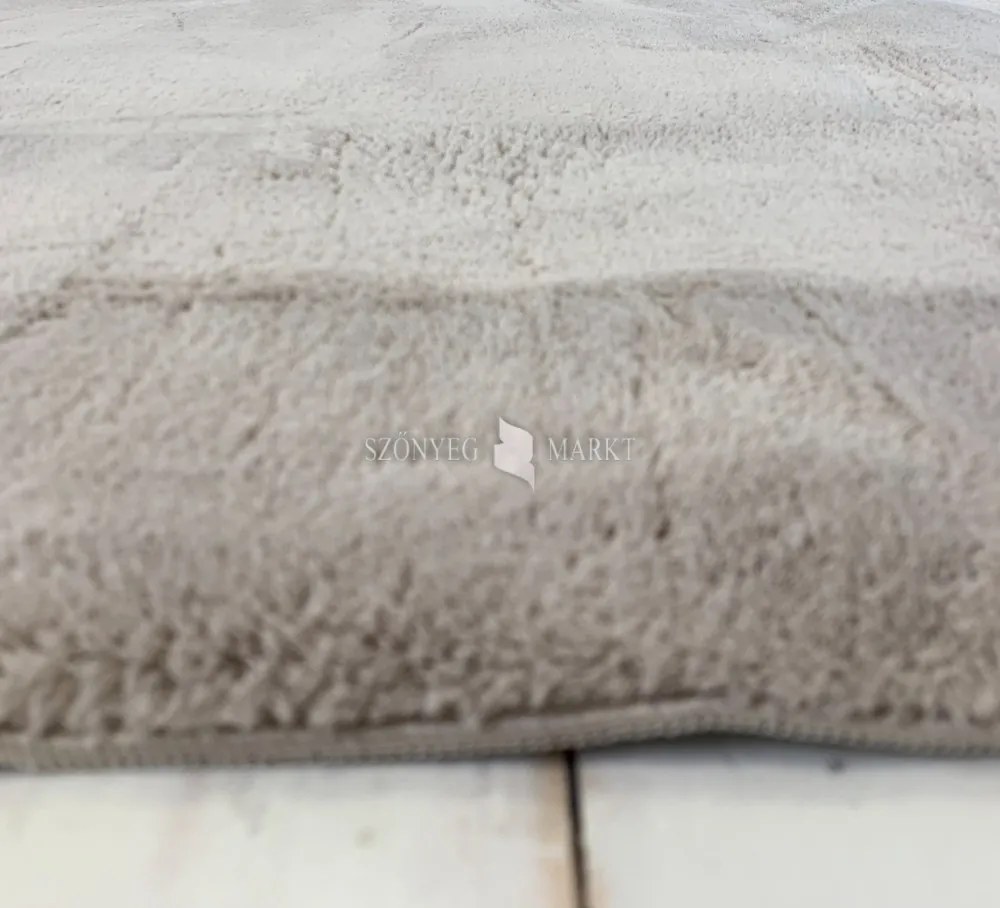 Royal Plüss Luxary Szőnyeg 252 Sand (Krém) 200x280 cm