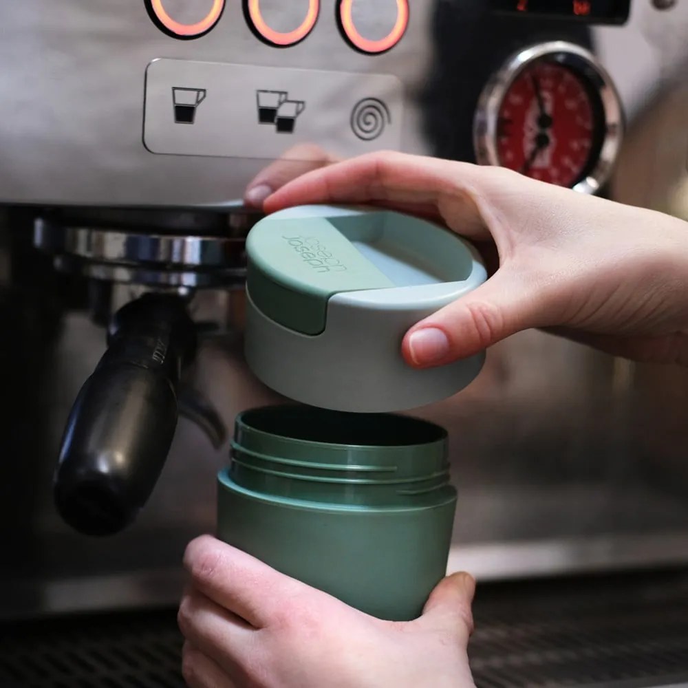 Mentazöld utazóbögre 340 ml Sipp – Joseph Joseph
