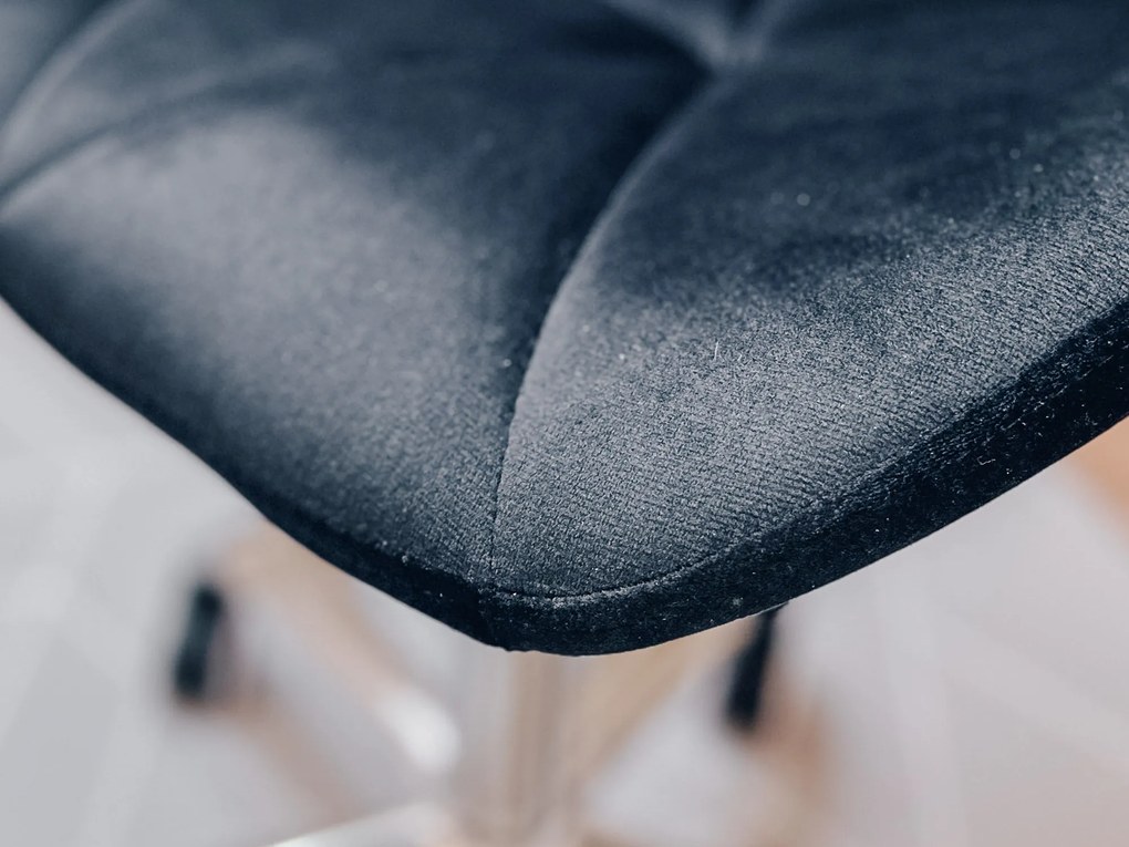 AKCIÓ Fekete irodai szék AVOLA VELVET II. minőség