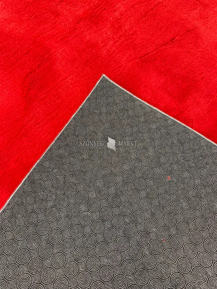 Royal Plüss Luxary Szőnyeg 252 Red (Piros) 140x200 cm