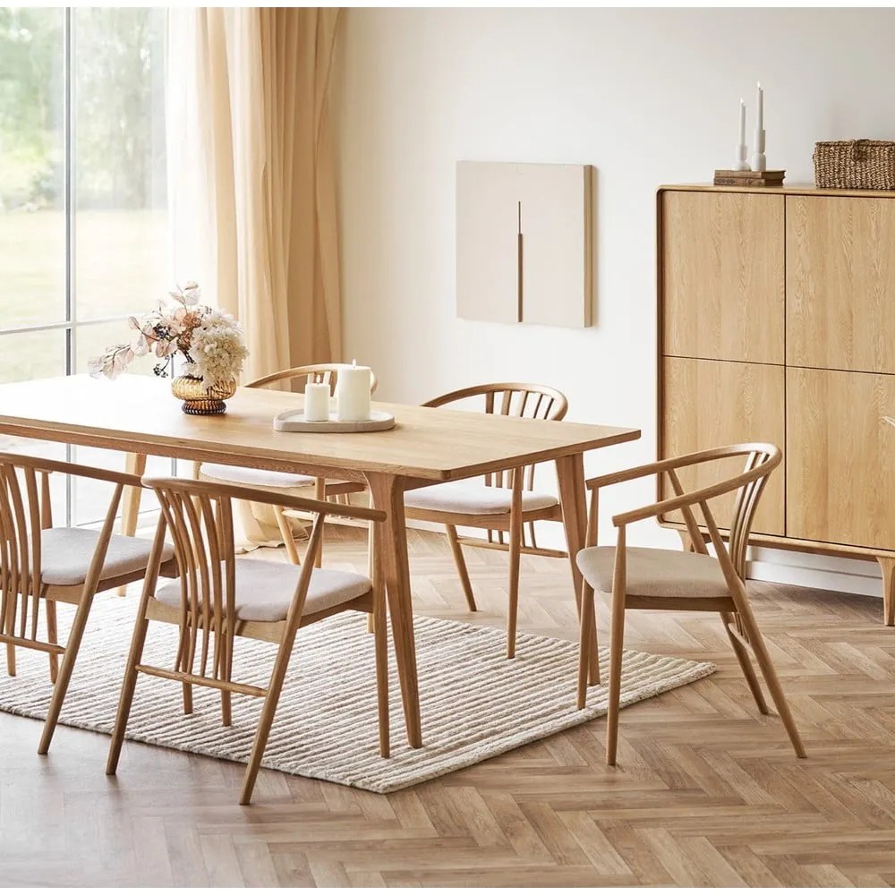 Natúr színű tölgyfa karfás étkezőszék Agustin – House Nordic