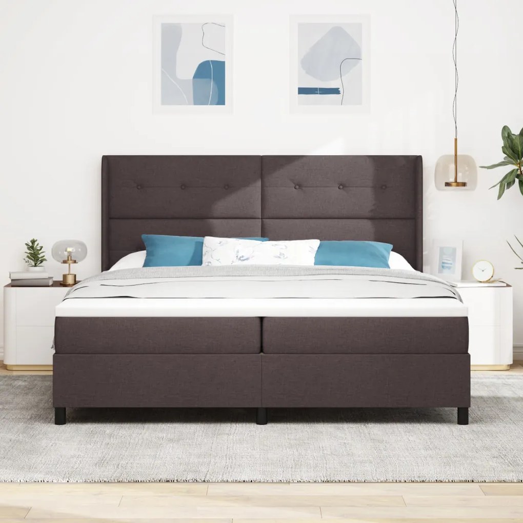 Boxspring Ágy Matraccal és LED világítással Sötétbarna 200x200 cm Szövet