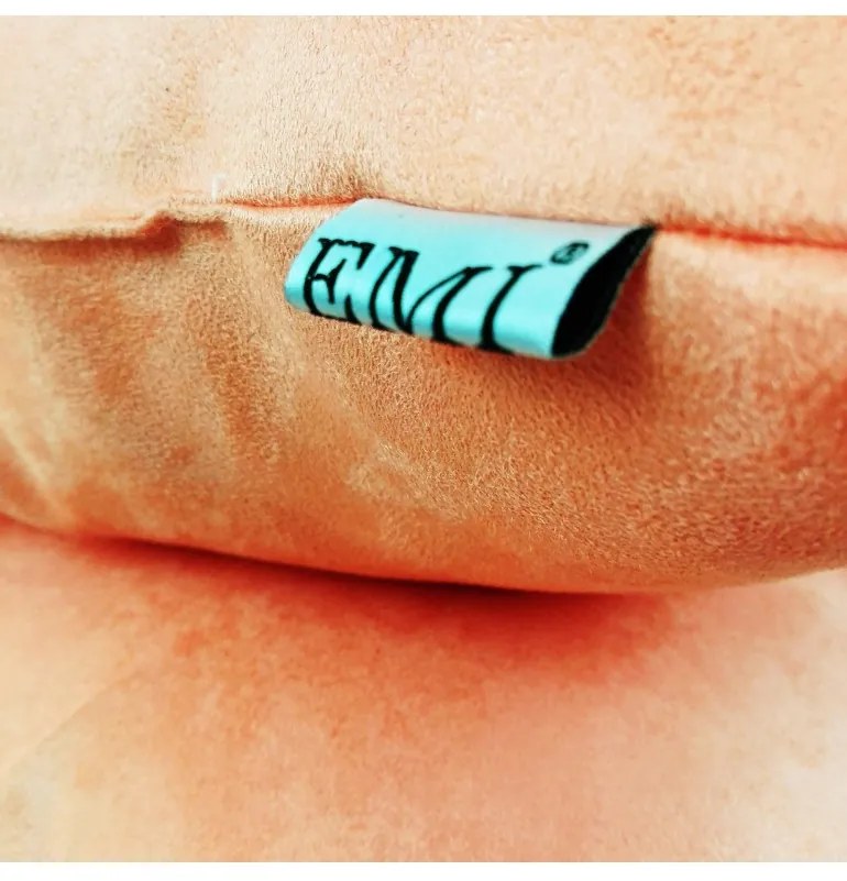 EMI barackszínű velúr díszpárna, Párna 45x45 cm