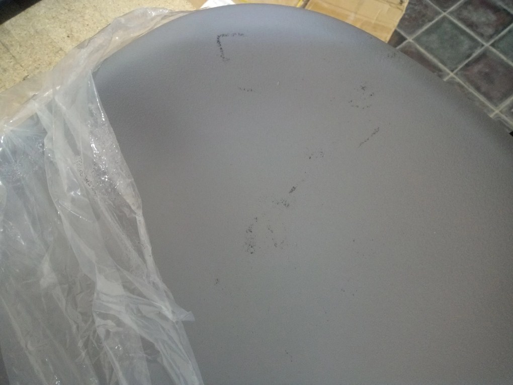 AKCIÓ Világosszürke BALI MARK szék fekete lábakkal II. osztály