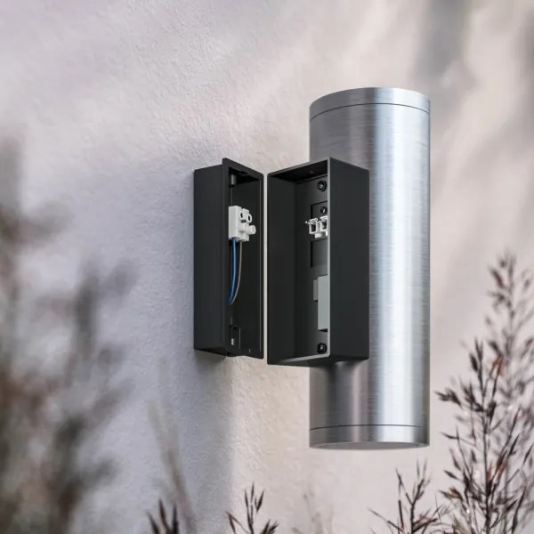 Philips 17463/47/P7 - LED RGBW Kültéri lámpa Hue APPEAR 2xLED/8W/230V IP44