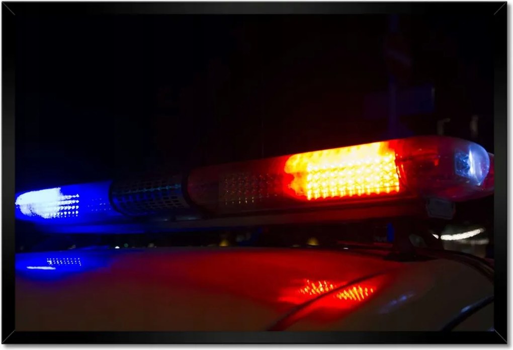 Poszterek keretben 60x40 Rendőrségi éjszakai fények