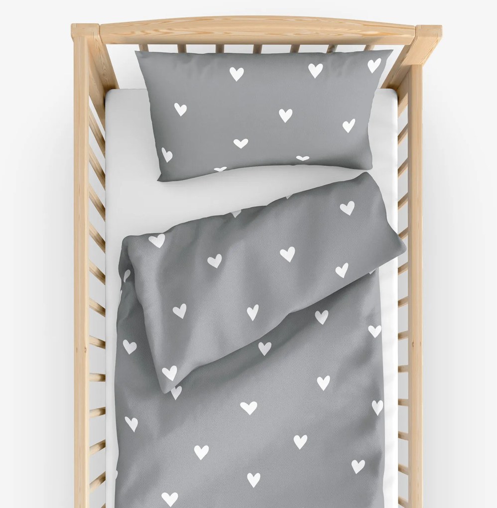 Goldea gyermek pamut ágyneműhuzat kiságyba - szívecskék, szürke alapon 100 x 135 és 40 x 60 cm