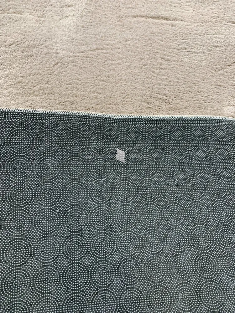 Royal Plüss Luxary Szőnyeg 252 Sand (Krém) 240x330cm