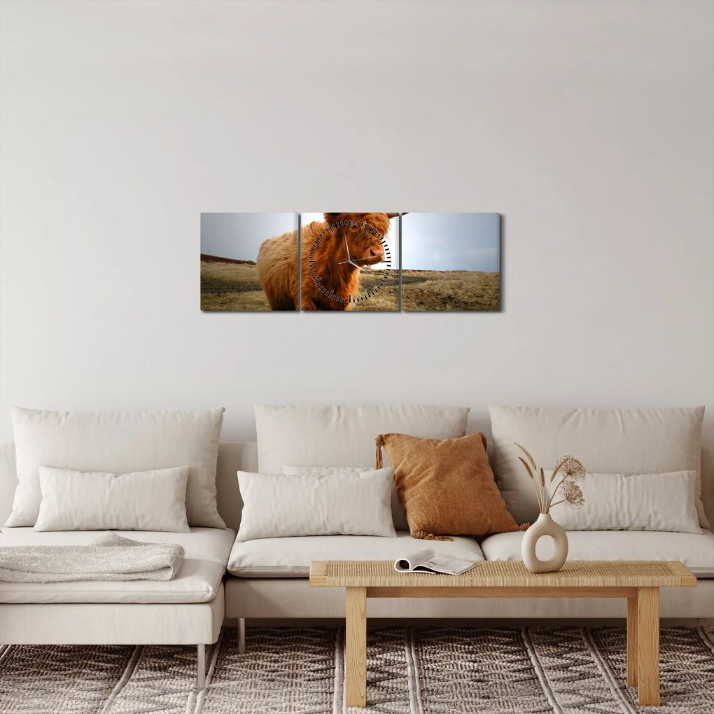Egy skót tehén képe (órával) (90x30 cm)