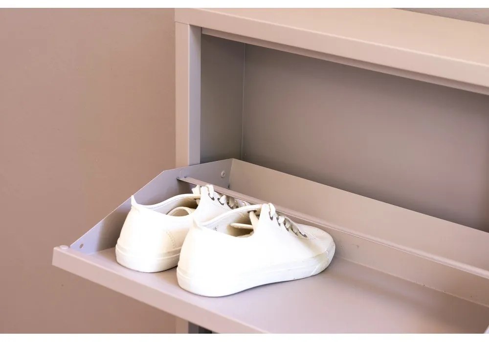 Szürkésbarna fém billenő ajtós cipőtartó 75x77,5x22,5 cm Billy – Spinder Design