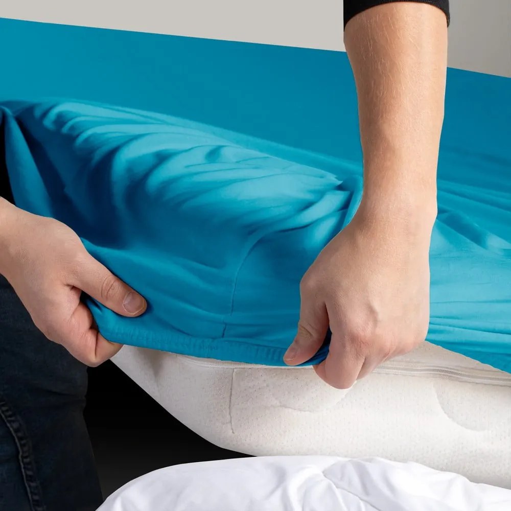 Kék gumis jersey lepedő 90x200 cm Amber – Restilo