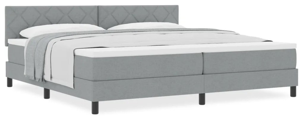 Boxspring ágy matraccal Világosszürke 200x200 cm Szövet