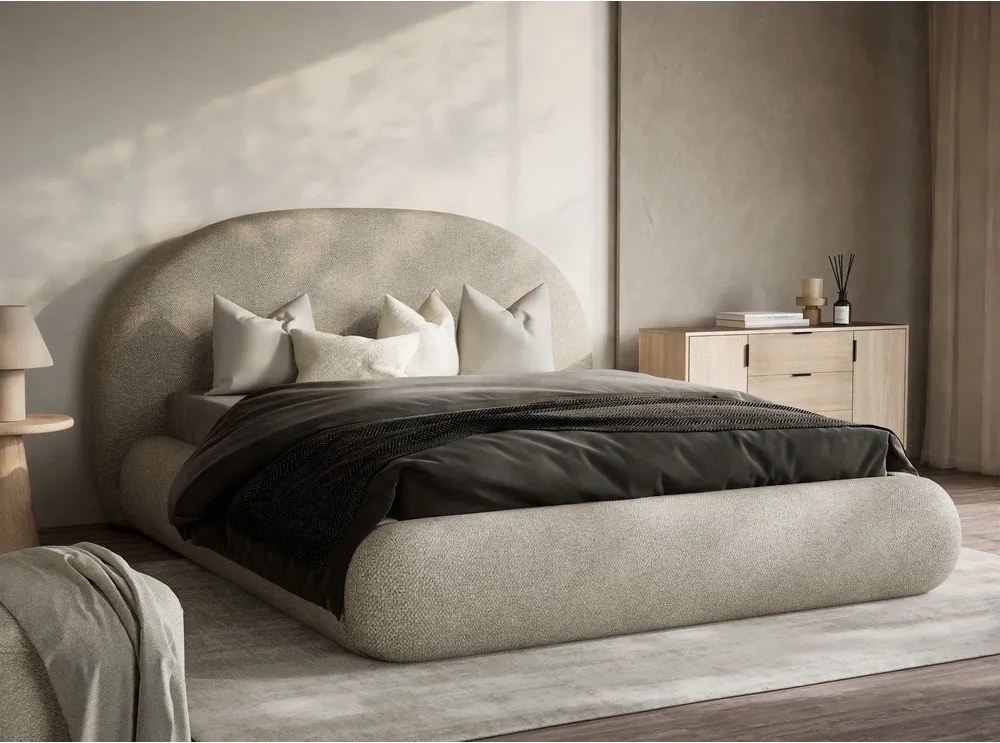 Bézs kárpitozott ágyneműtartós franciaágy ágyráccsal 180x200 cm Maumere – Maison de Rêve