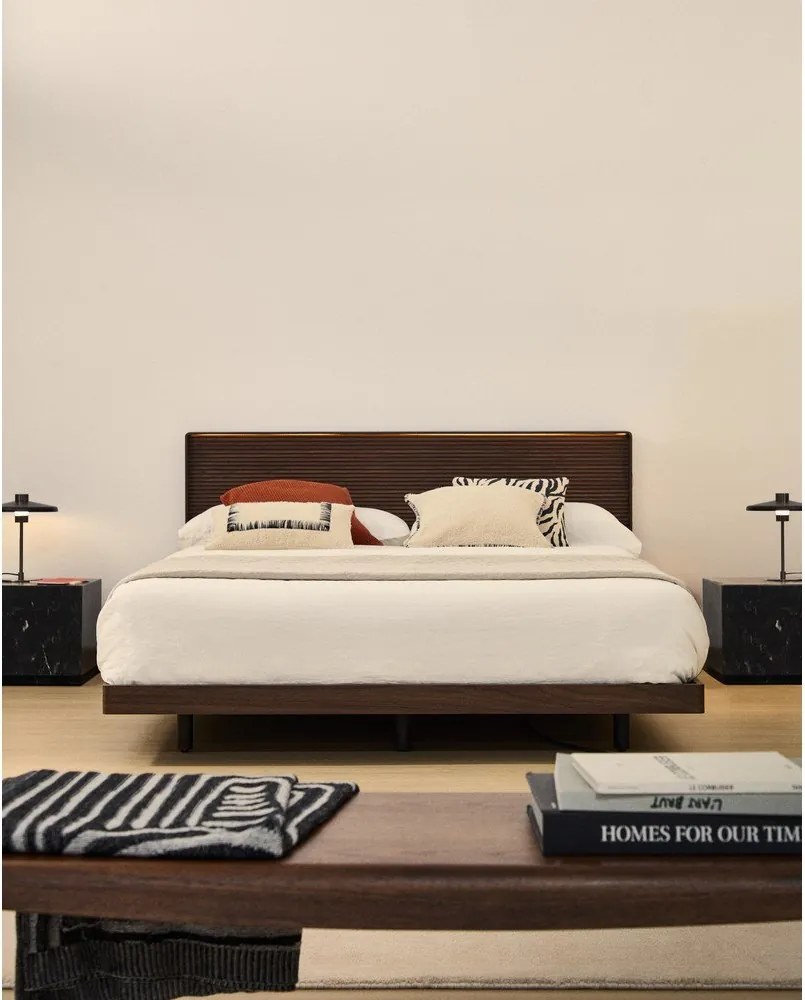 Barna nyírfa franciaágy ágyráccsal 180x200 cm Norlen – Kave Home