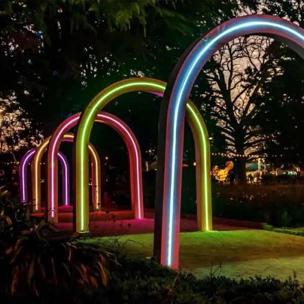 LED RGB Dimmelhető napelemes szalag LED/1,2W/3,7V IP67 5m