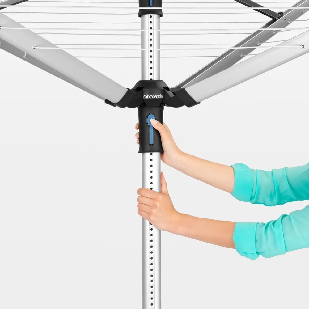 Ezüstszínű kerti ruhaszárító 50 m Lift-o-Matic Advance – Brabantia
