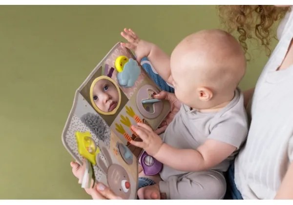 Taf Toys - Bölcső játékközpont dallammal Kert 3xAAA