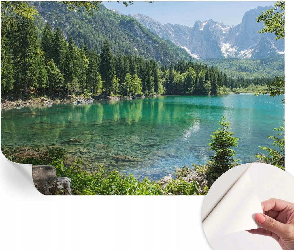Modern öntapadós fali fotótapéta Zöld tó 152x104 cm