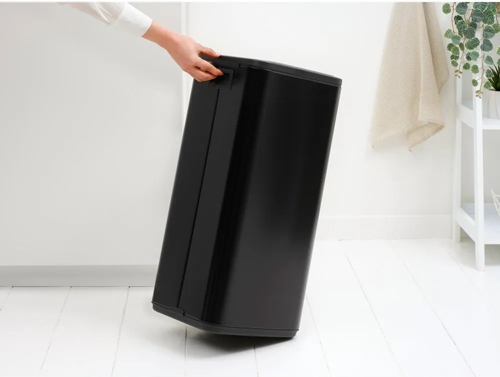 Matt fekete acél érintésre nyíló szemetes 30 l Bo Touch – Brabantia