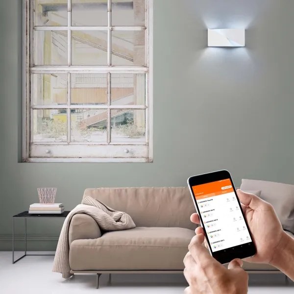 Ledvance - LED Dimmelhető fali lámpa SMART+ SWAN LED/23W/230V Wi-Fi