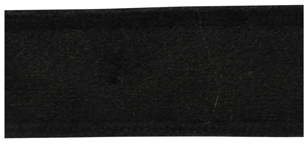 Fekete póráz – Love Story