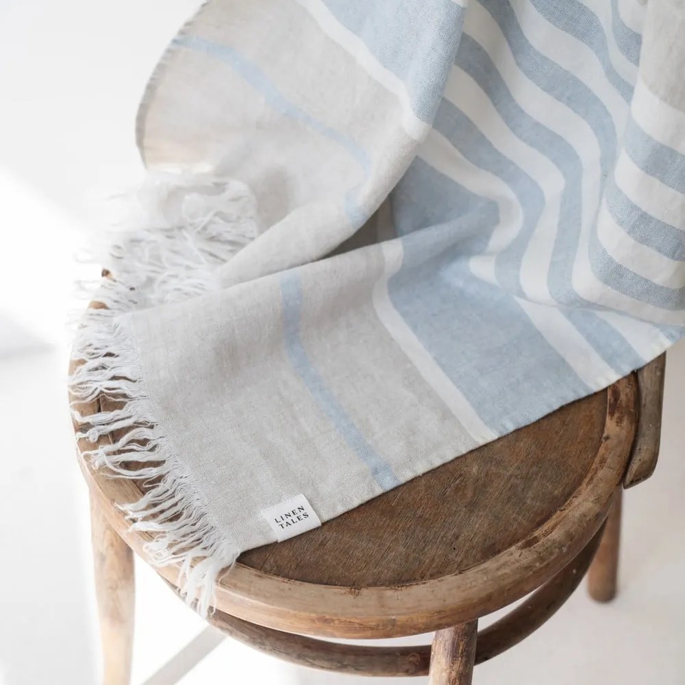 Kék len strandtörölköző 85x140 cm Allure Stripe – Linen Tales