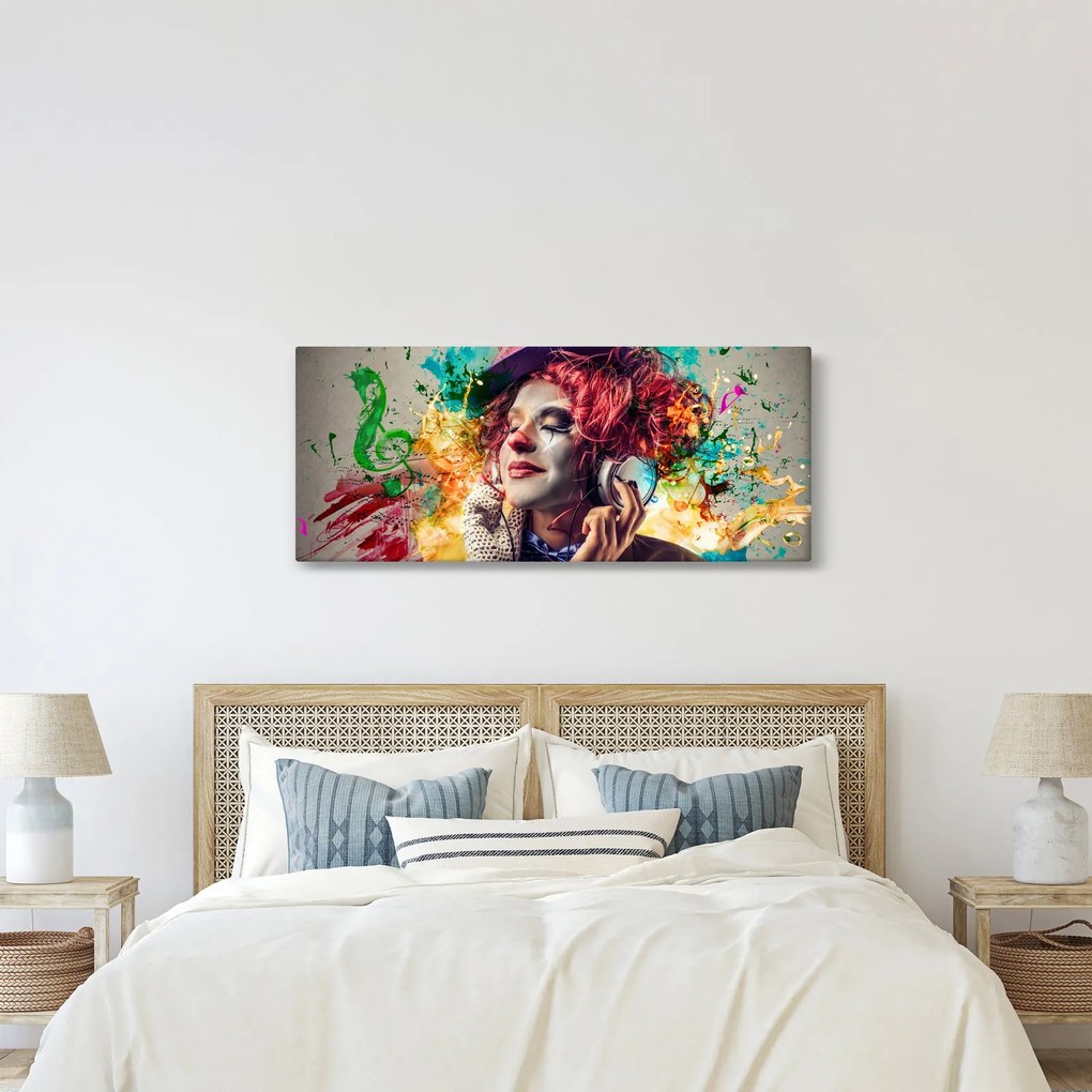 Kép - Női művész fejhallgatóval (120x50 cm)