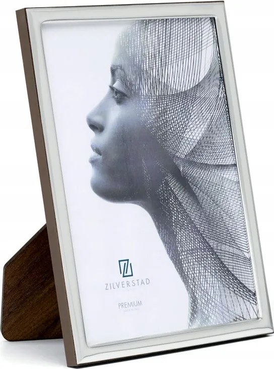 Klasszikus képkeret ezüstözött fa hátlap díszítéssel 10x15 cm