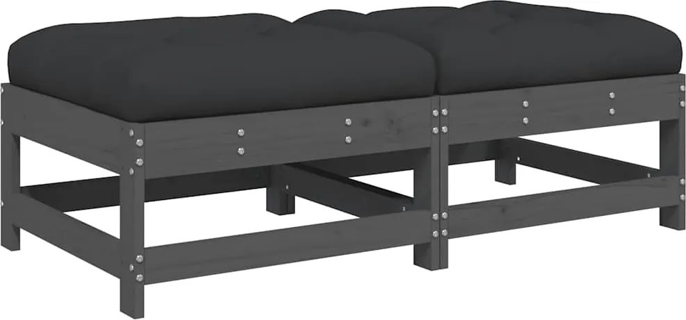 vidaXL 2 db szürke tömör fenyőfa kerti lábzsámoly párnával