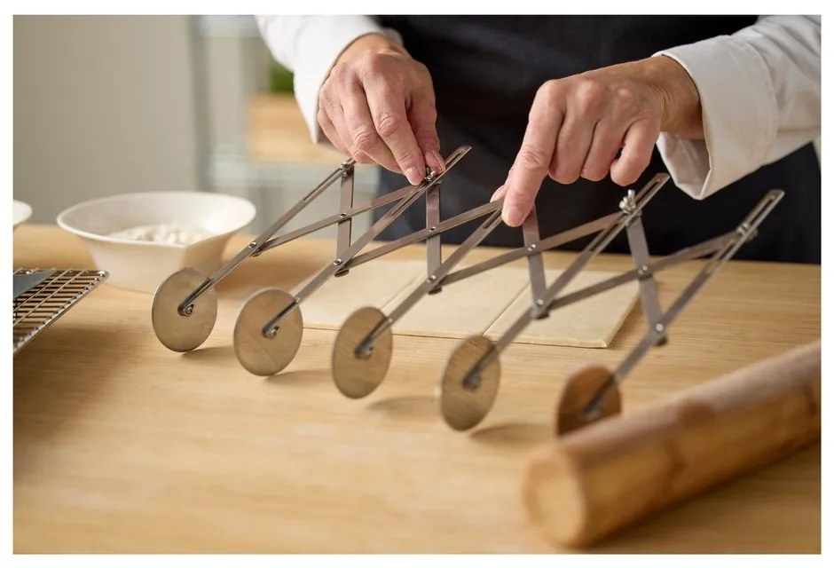 Acél tésztaelosztó – Blomsterbergs