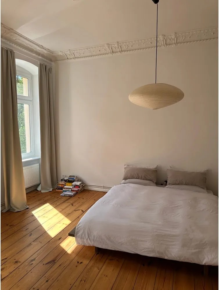 Barna borovi fenyő franciaágy ágyráccsal 160x200 cm Japan – Karup Design