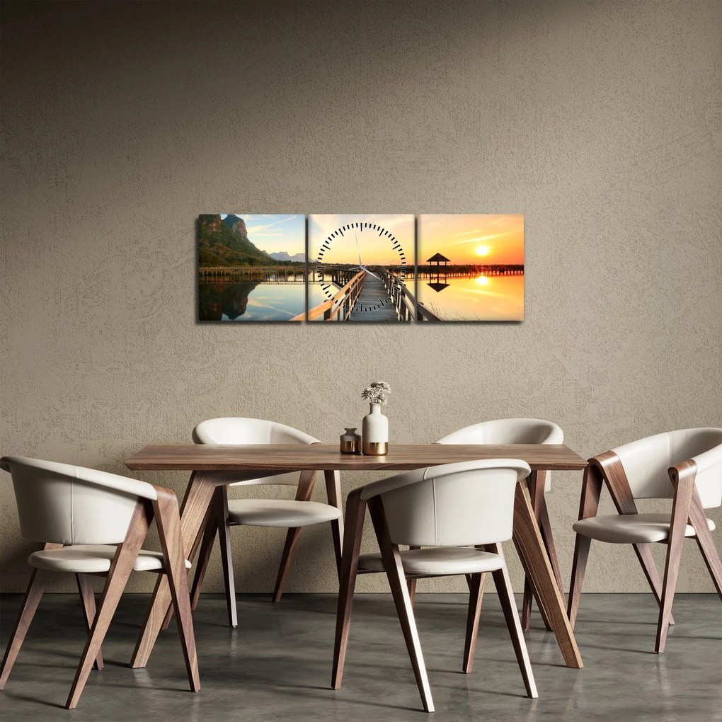 Fából készült móló képe (órával) (90x30 cm)