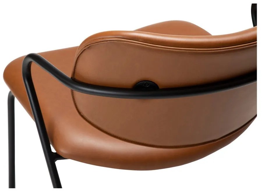 Konyakbarna bőrutánzat fotel Zed – DAN-FORM Denmark