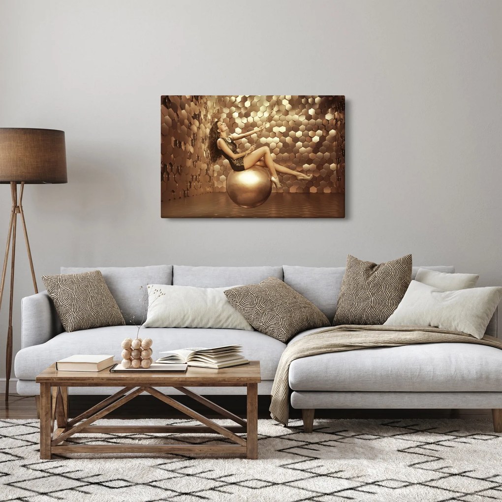 Egy nő képe egy arany szobában (90x60 cm)