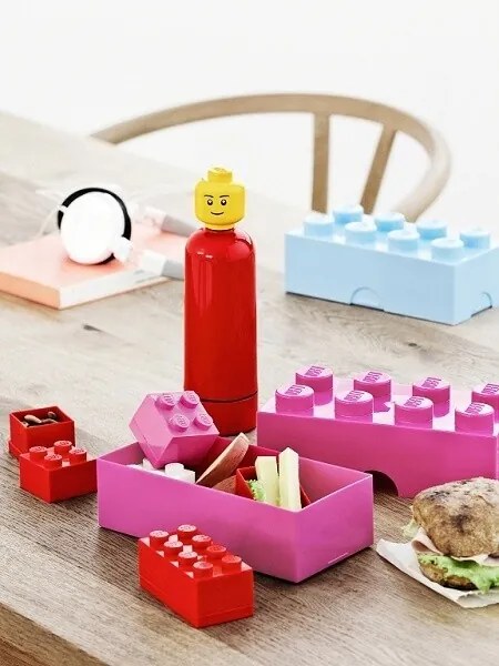 Uzsonnás doboz 10 x 20 x 7,5 cm, többféle - LEGO szín: kék