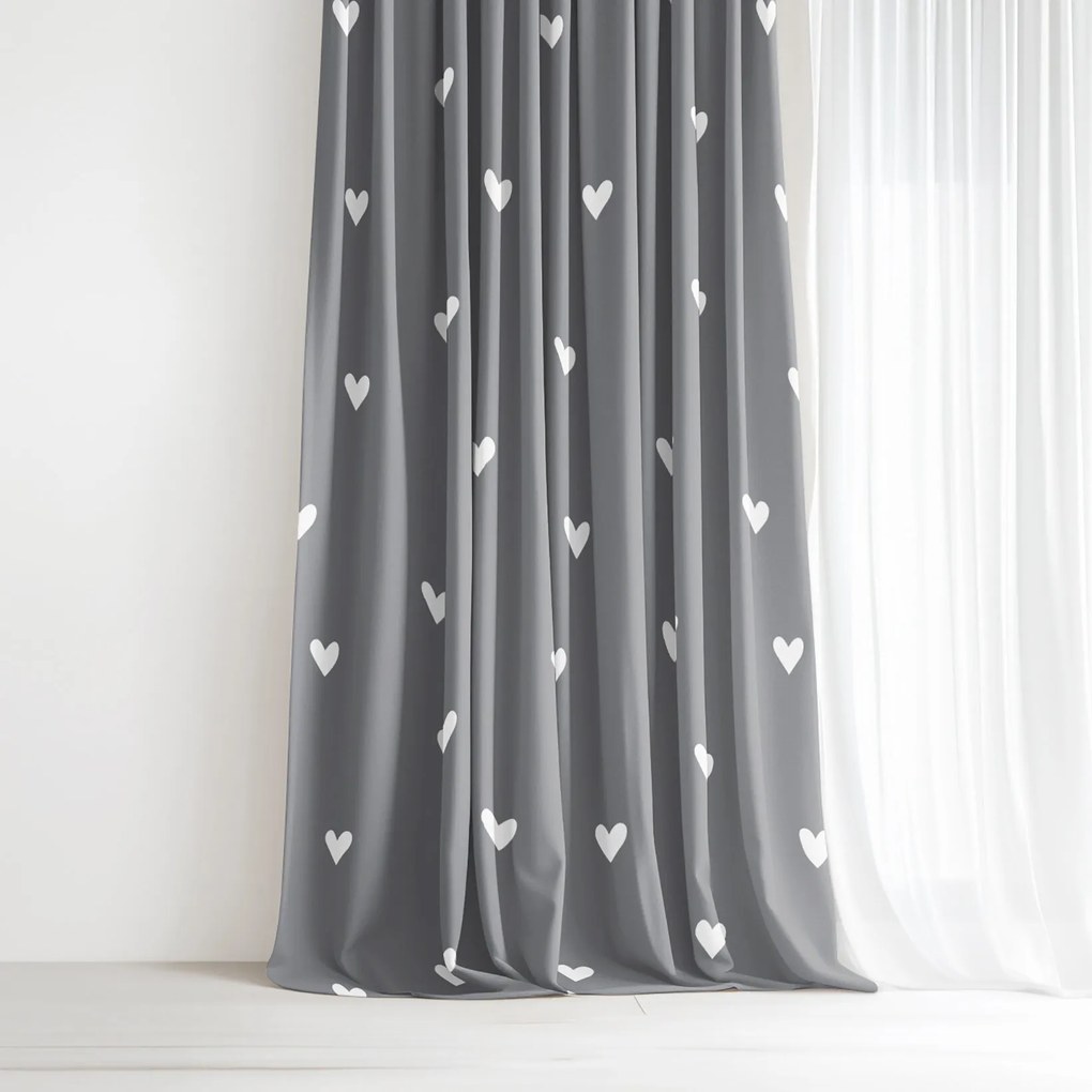 Goldea pamut drapéria - szívecskék, szürke alapon 160x150 cm