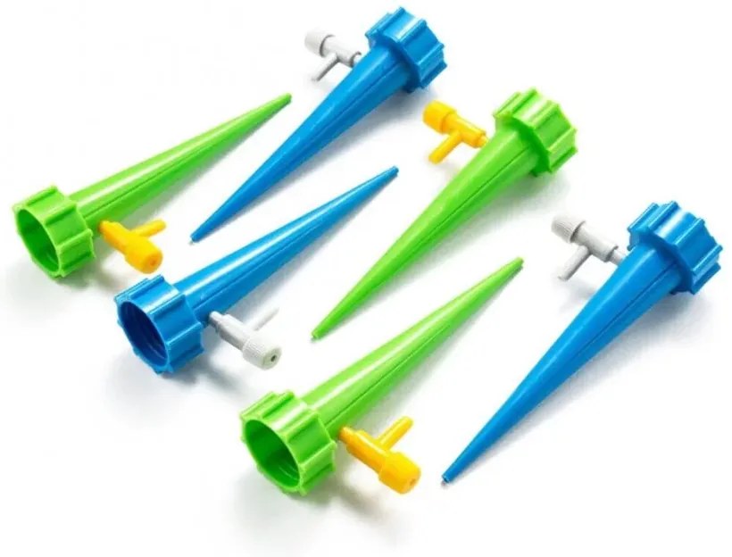 Zaparkorun Spike Drip Készlet növények öntözéséhez - 10x locsoló csepegtető szeleppel -