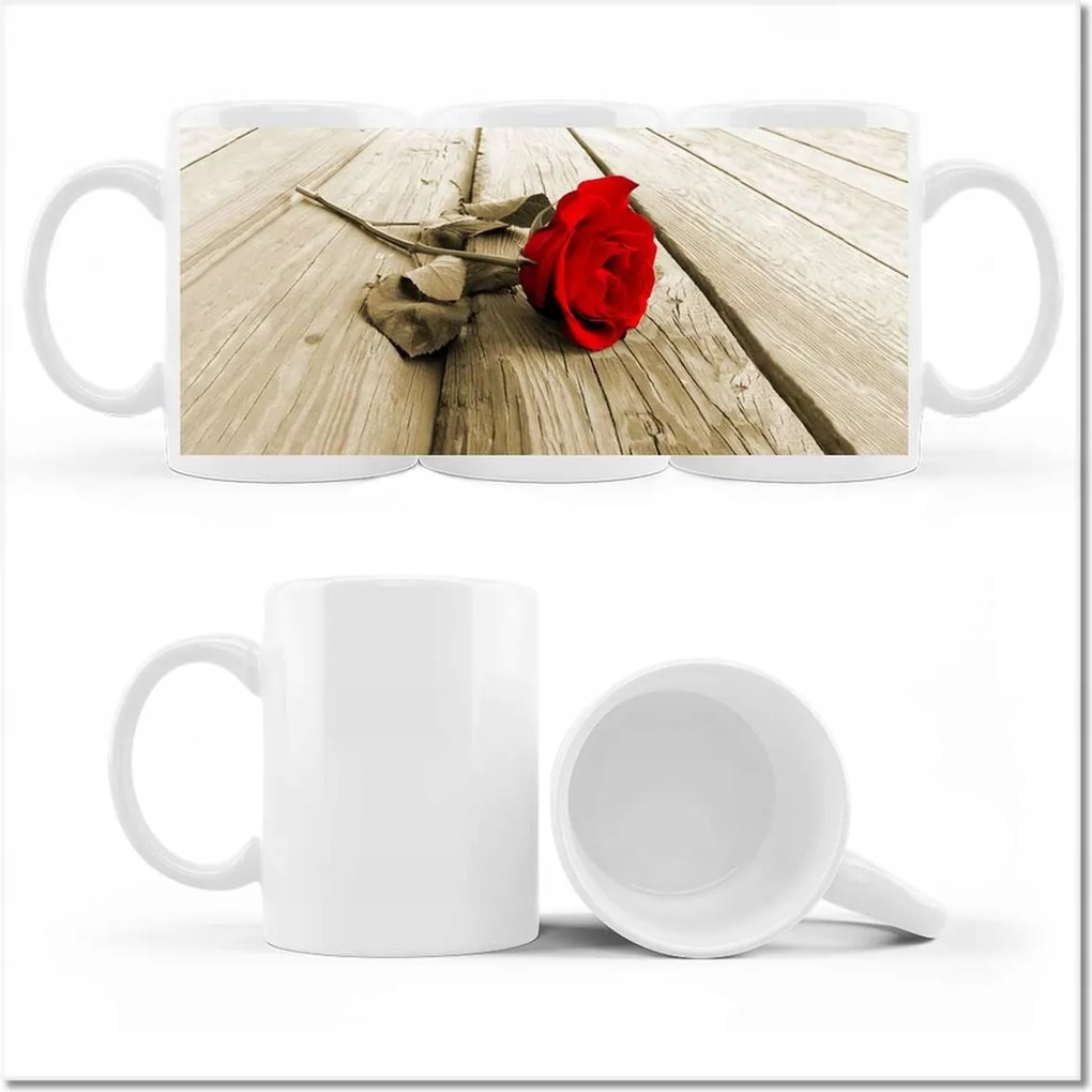 Bögre fényképpel Vörös rózsa a deszkákon