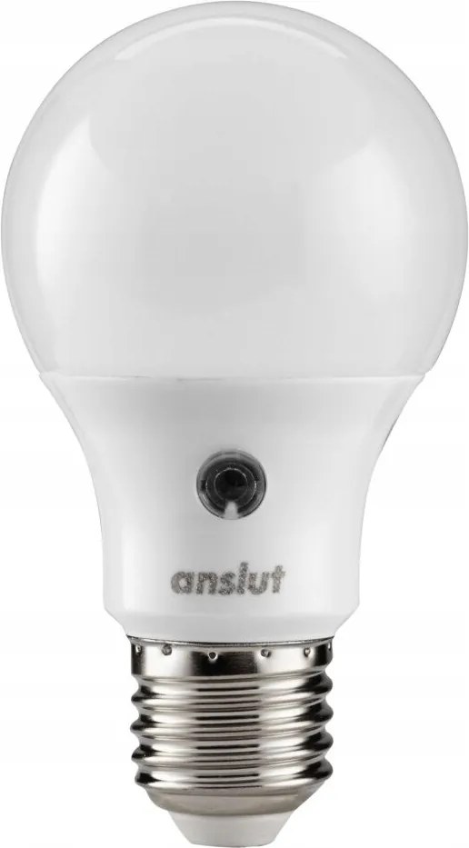 Standard izzó Led szürkület érzékelővel E27 8,8W 806lm