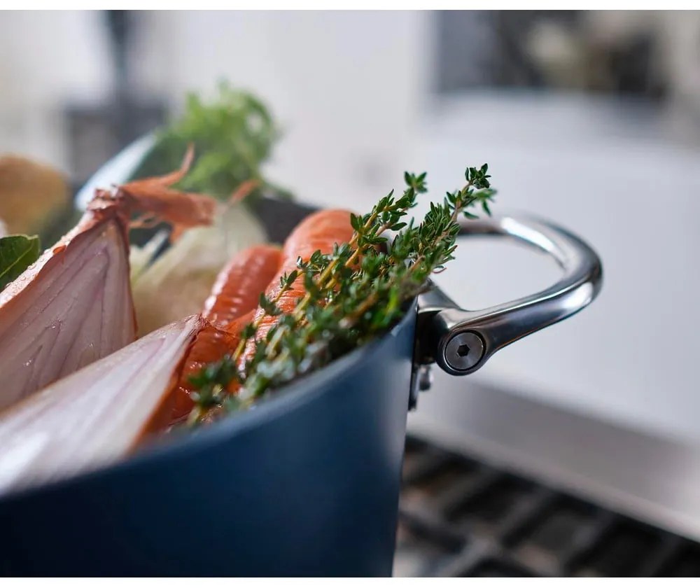 Indukciós tűzhelyhez alkalmas edény fedővel, kerámia felülettel Space – Joseph Joseph