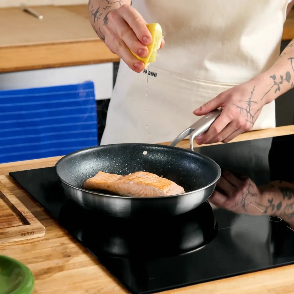 Rozsdamentes acél serpenyő tapadásmentes felülettel ø 26 cm Lucca 3.0 – FABINI