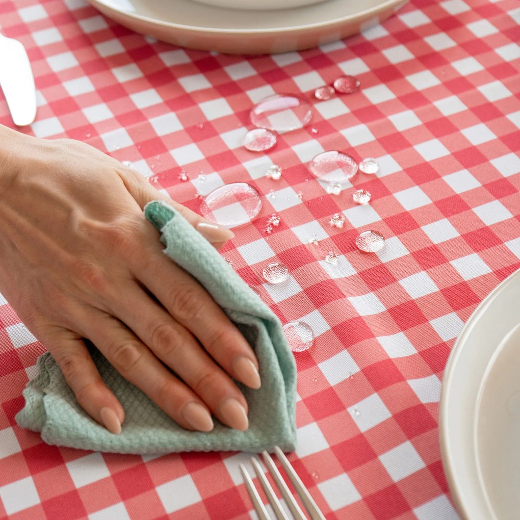 Goldea teflonos asztalterítő - piros kockás 80 x 80 cm