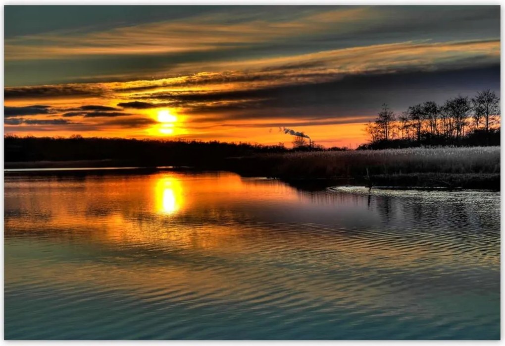 Poszterek 185x125 Nyugat a nyugodt víz felett