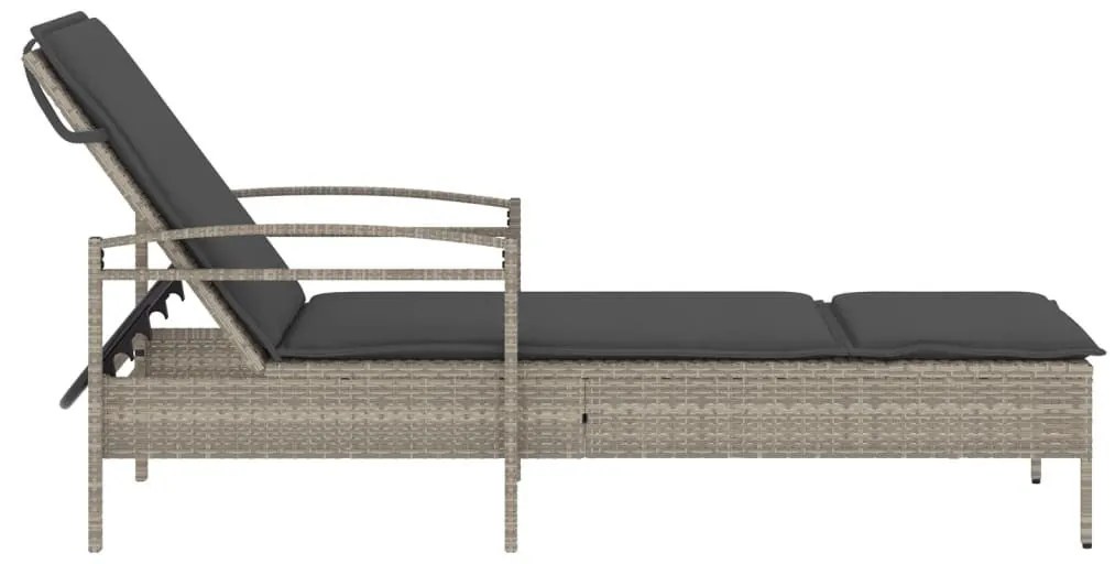 Világosszürke polyrattan napozóágy párnával 63x200x81 cm