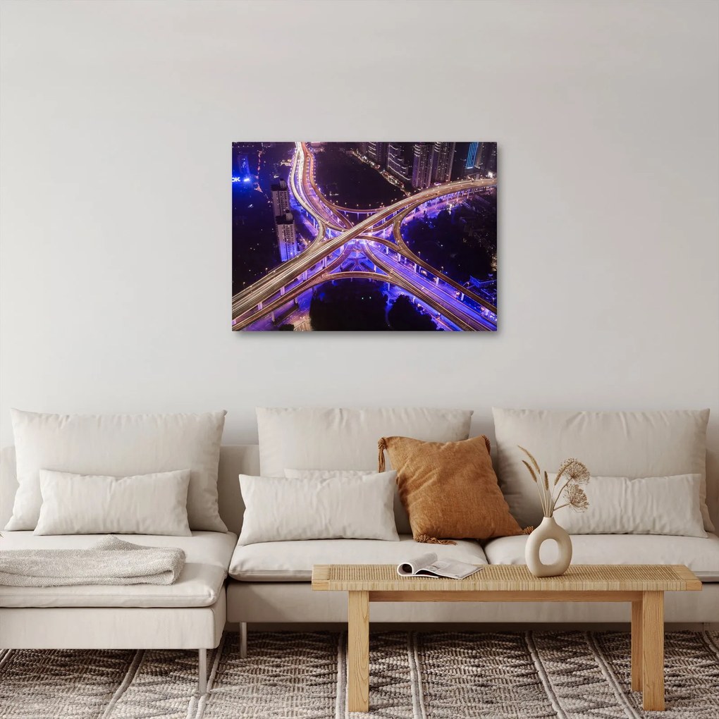 Egy kép egy nagy kereszteződésről éjjel (70x50 cm)