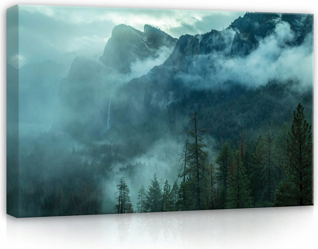 Vászonkép 60x40 Hegyi táj köd erdő természet nyugalom fenség rejtély