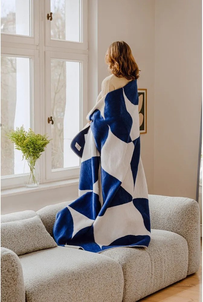 Kék-krémszínű takaró 150x200 cm Tul – noo.ma